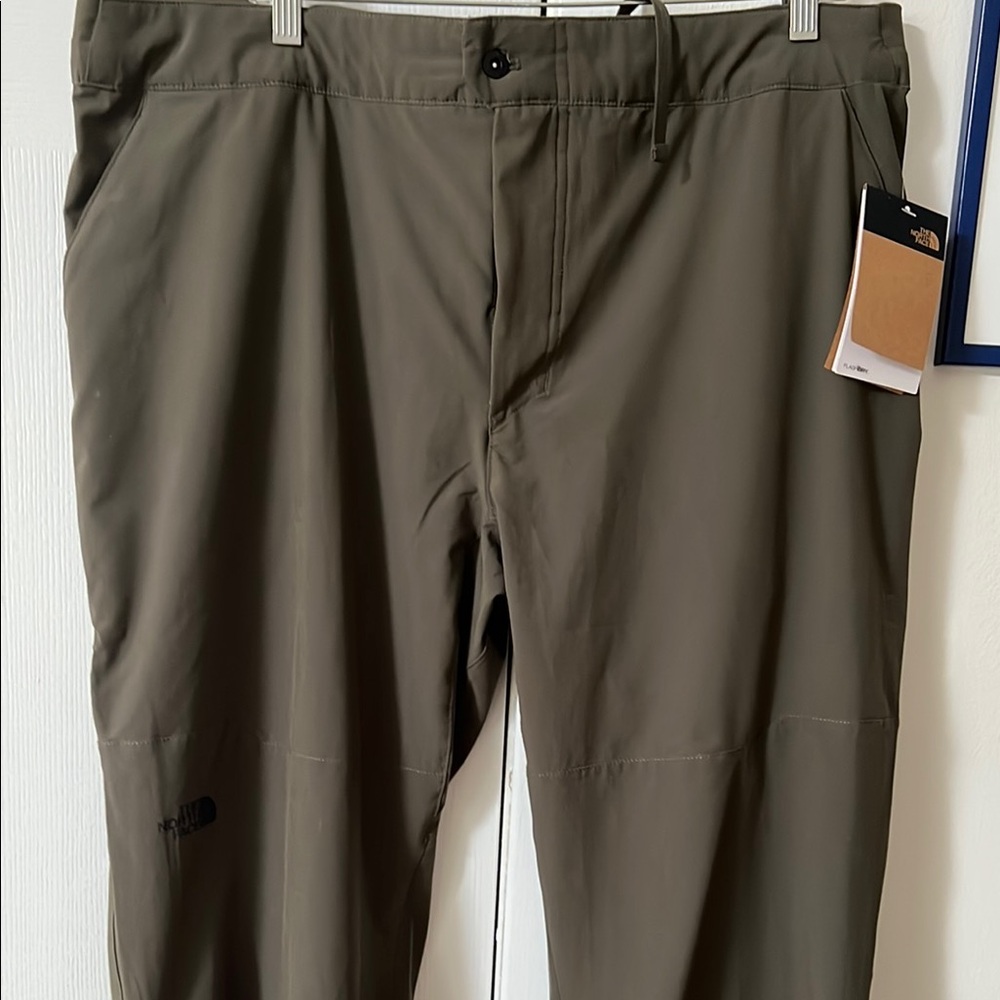 The North Face Men's Olive Pants NWT original